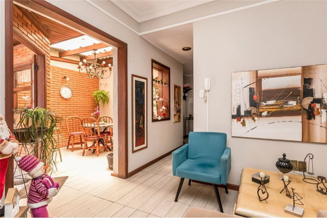 Imagem Apartamento com 3 Quartos à Venda, 109 m² em Petrópolis - Porto Alegre