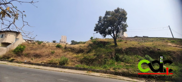 Imagem Terreno à Venda, 1.050 m² em Boa Esperança - Poços De Caldas Imagem Terreno à Venda, 1.050 m² em Boa Esperança - Poços De Caldas