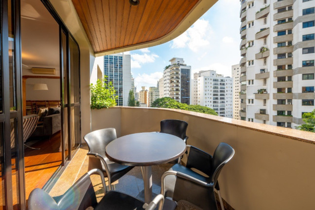 Imagem Imóvel com 3 Quartos à Venda, 377 m² em Vila Nova Conceição - São Paulo Imagem Imóvel com 3 Quartos à Venda, 377 m² em Vila Nova Conceição - São Paulo