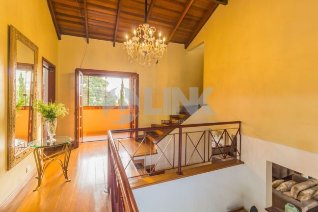 Imagem Casa com 4 Quartos à Venda, 422 m² em Jardim Itu - Porto Alegre
