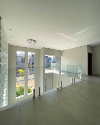 Imagem Casa com 4 Quartos à Venda, em Limeira Imagem Casa com 4 Quartos à Venda, em Limeira