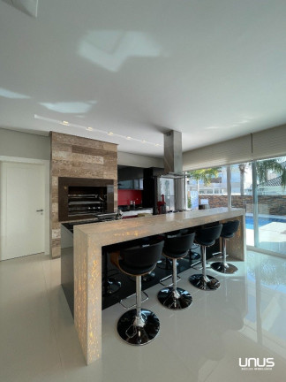 Imagem Casa com 5 Quartos à Venda, 495 m² em Jurerê Internacional - Florianópolis Imagem Casa com 5 Quartos à Venda, 495 m² em Jurerê Internacional - Florianópolis