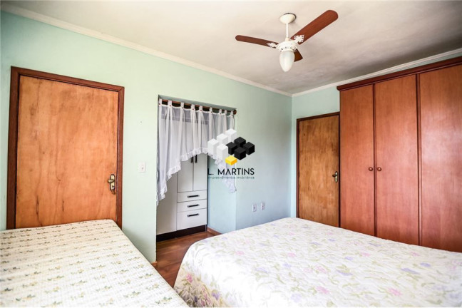 Imagem Casa com 2 Quartos à Venda, 149 m² em Passo Da Areia - Porto Alegre Imagem Casa com 2 Quartos à Venda, 149 m² em Passo Da Areia - Porto Alegre