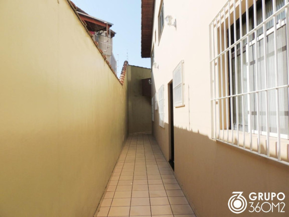 Imagem Casa com 2 Quartos à Venda, 257 m² em Vila Cecília Maria - Santo André Imagem Casa com 2 Quartos à Venda, 257 m² em Vila Cecília Maria - Santo André