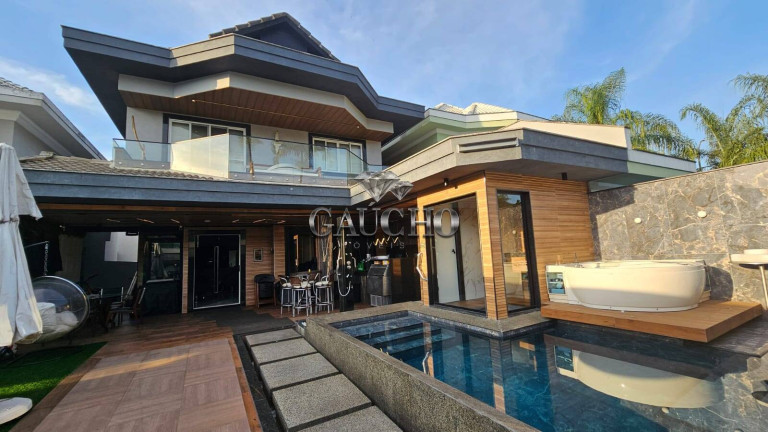 Casa com 4 Quartos à Venda, 383 m² em Recreio Dos Bandeirantes - Rio De Janeiro