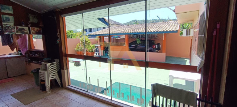 Imagem Imóvel com 2 Quartos à Venda, 230 m² em Jardim Panorâmico - Garopaba Imagem Imóvel com 2 Quartos à Venda, 230 m² em Jardim Panorâmico - Garopaba