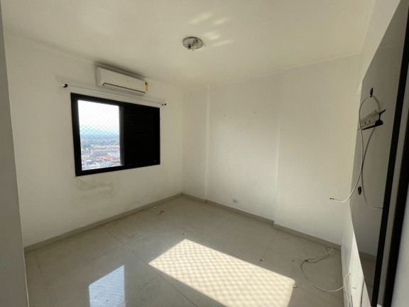Imagem Imóvel com 3 Quartos à Venda, 320 m² em Tupi - Praia Grande Imagem Imóvel com 3 Quartos à Venda, 320 m² em Tupi - Praia Grande