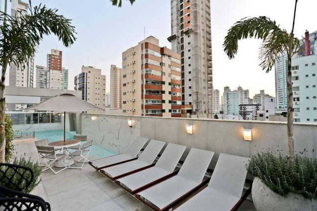 Imagem Apartamento com 4 Quartos à Venda, 163 m² em Centro - Balneário Camboriú Imagem Apartamento com 4 Quartos à Venda, 163 m² em Centro - Balneário Camboriú