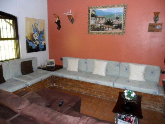 Imagem Casa com 7 Quartos à Venda, 175 m² em Itaguá - Ubatuba Imagem Casa com 7 Quartos à Venda, 175 m² em Itaguá - Ubatuba