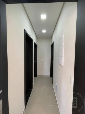 Imagem Casa com 3 Quartos à Venda, 220 m² em Residencial Colinas - Caçapava Imagem Casa com 3 Quartos à Venda, 220 m² em Residencial Colinas - Caçapava
