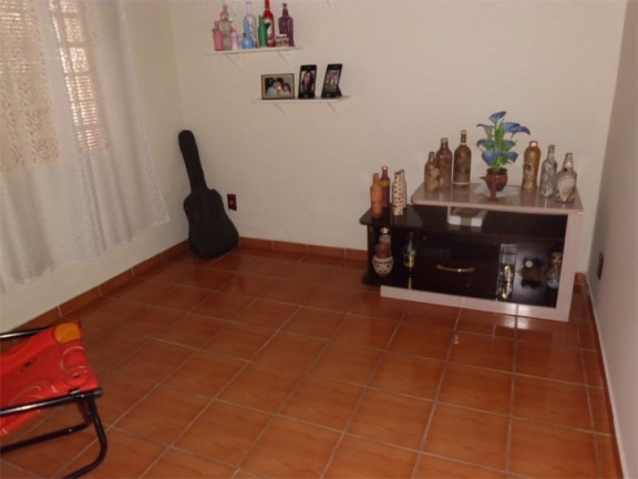 Imagem Casa com 3 Quartos à Venda, 263 m² em Jd. Nova Jacarei - Jacareí Imagem Casa com 3 Quartos à Venda, 263 m² em Jd. Nova Jacarei - Jacareí