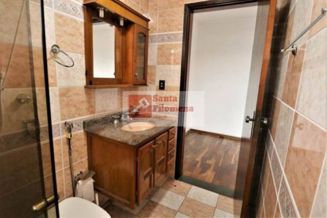 Imagem Sobrado com 3 Quartos à Venda, 257 m² em Parque Jaçatuba - Santo André