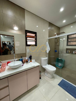 Imagem Sobrado com 3 Quartos à Venda, 172 m² em Guilhermina - Praia Grande Imagem Sobrado com 3 Quartos à Venda, 172 m² em Guilhermina - Praia Grande