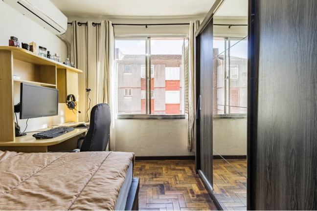Imagem Imóvel com 1 Quarto à Venda, em Jardim Itu - Porto Alegre Imagem Imóvel com 1 Quarto à Venda, em Jardim Itu - Porto Alegre