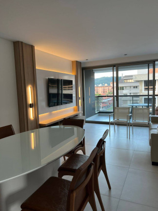 Imagem Cobertura com 3 Quartos para Alugar, 150 m² em Jurerê - Florianópolis Imagem Cobertura com 3 Quartos para Alugar, 150 m² em Jurerê - Florianópolis