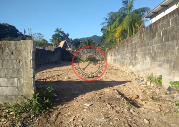 Terreno à Venda, 240 m² em Boiçucanga - São Sebastião