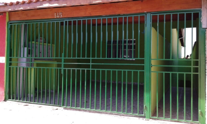 Imagem Casa com 2 Quartos à Venda, 100 m² em Conjunto Residencial Araretama - Pindamonhangaba
