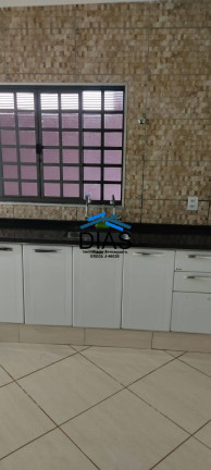 Imagem Casa com 3 Quartos à Venda, 114 m² em Vila Independência - Araraquara Imagem Casa com 3 Quartos à Venda, 114 m² em Vila Independência - Araraquara