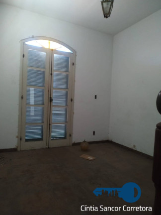 Imagem Casa com 3 Quartos à Venda, em Centro - Campos Dos Goytacazes Imagem Casa com 3 Quartos à Venda, em Centro - Campos Dos Goytacazes
