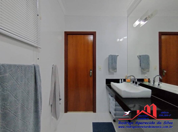 Imagem Casa com 3 Quartos à Venda, 250 m² em Novo Jardim Stábile - Birigui