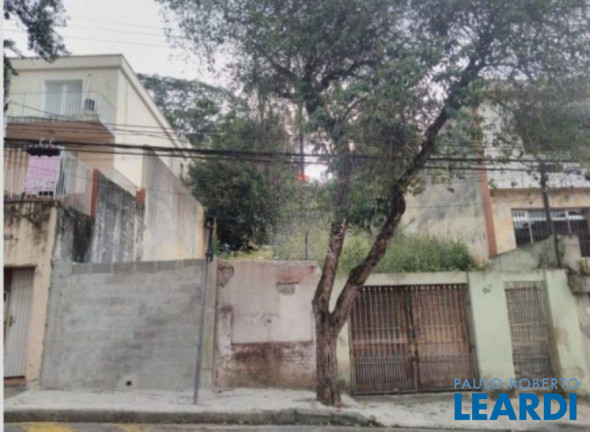Imagem Terreno à Venda, 300 m² em Vila Alice - Santo André Imagem Terreno à Venda, 300 m² em Vila Alice - Santo André