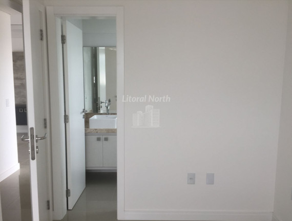 Imagem Apartamento com 2 Quartos à Venda, 74 m² em Centro - Itajaí