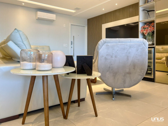 Imagem Cobertura com 3 Quartos à Venda, 223 m² em Barreiros - São José