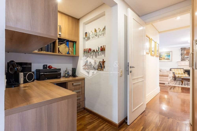 Imagem Apartamento com 3 Quartos à Venda, 193 m² em Moema - São Paulo