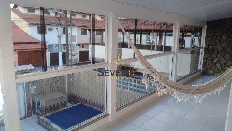 Imagem Casa com 3 Quartos à Venda, 200 m² em Trindade - São Gonçalo
