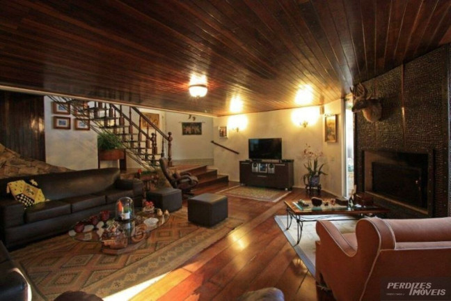 Imagem Casa com 4 Quartos à Venda ou Locação, 453 m² em Alto De Pinheiros - São Paulo Imagem Casa com 4 Quartos à Venda ou Locação, 453 m² em Alto De Pinheiros - São Paulo