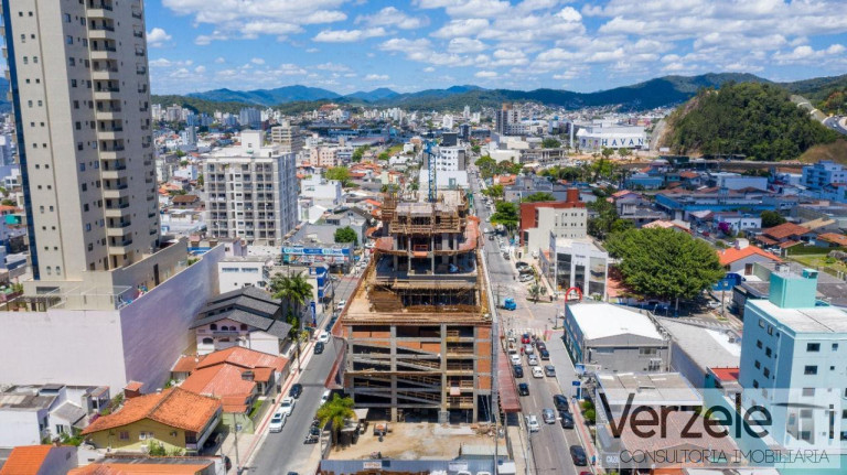 Imagem Apartamento com 4 Quartos à Venda, 150 m² em Centro - Balneário Camboriú