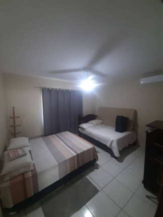 Imagem Casa com 6 Quartos à Venda, 180 m² em Penha