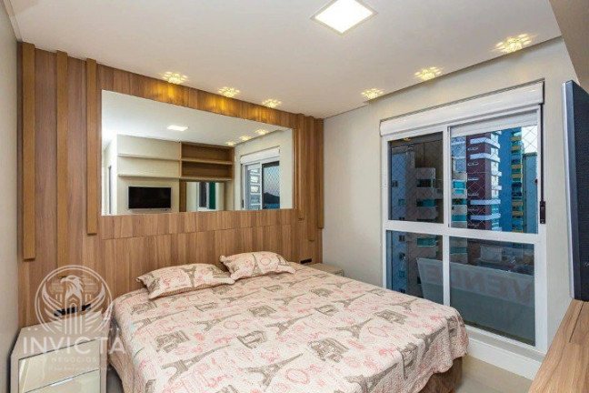 Imagem Apartamento com 4 Quartos à Venda, 151 m² em Centro - Balneário Camboriú Imagem Apartamento com 4 Quartos à Venda, 151 m² em Centro - Balneário Camboriú