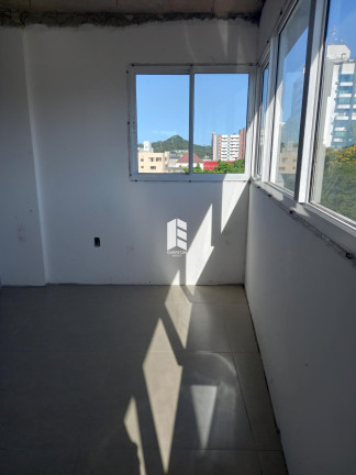 Imagem Apartamento com 3 Quartos à Venda, 211 m² em Centro - Santa Maria