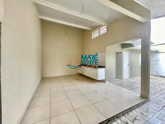 Imagem Casa com 4 Quartos à Venda, 185 m² em Centro - Ubatuba Imagem Casa com 4 Quartos à Venda, 185 m² em Centro - Ubatuba