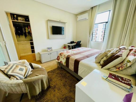 Imagem Imóvel com 3 Quartos à Venda, 196 m² em Pituba - Salvador Imagem Imóvel com 3 Quartos à Venda, 196 m² em Pituba - Salvador