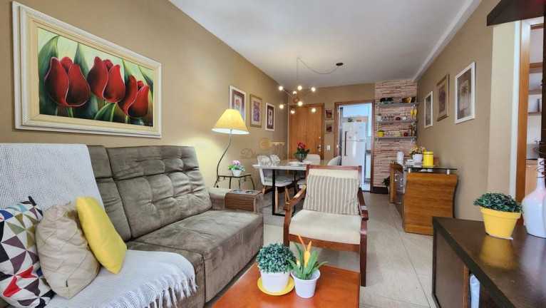 Imagem Apartamento com 2 Quartos à Venda, 54 m² em Várzea - Teresópolis