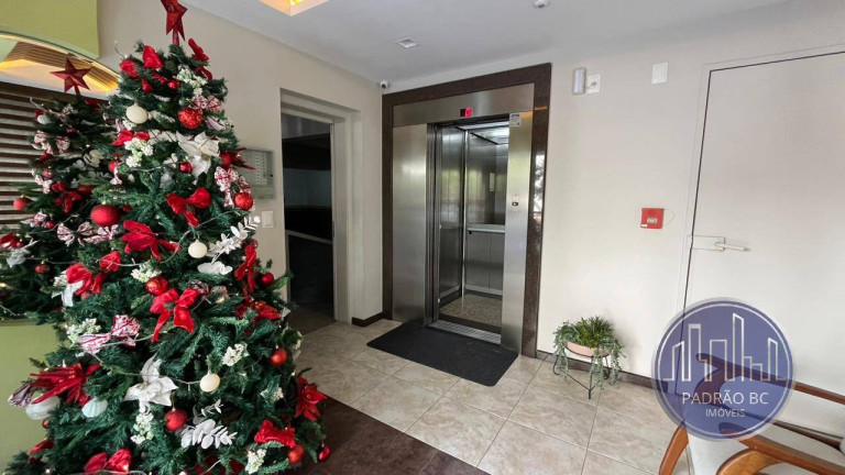Imagem Cobertura com 3 Quartos à Venda, 180 m² em Centro - Balneário Camboriú