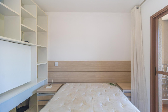 Imagem Apartamento com 1 Quarto para Alugar, 27 m² em Centro - Curitiba