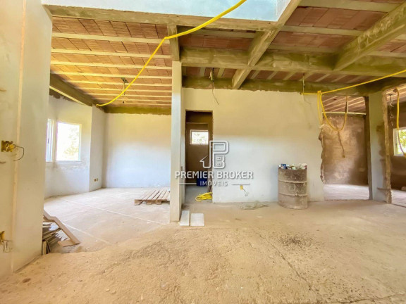 Imagem Casa com 3 Quartos à Venda, 430 m² em Albuquerque - Teresópolis