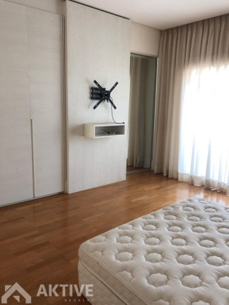 Imagem Casa de Condomínio com 4 Quartos à Venda, 300 m² em Tamboré - Santana De Parnaíba Imagem Casa de Condomínio com 4 Quartos à Venda, 300 m² em Tamboré - Santana De Parnaíba