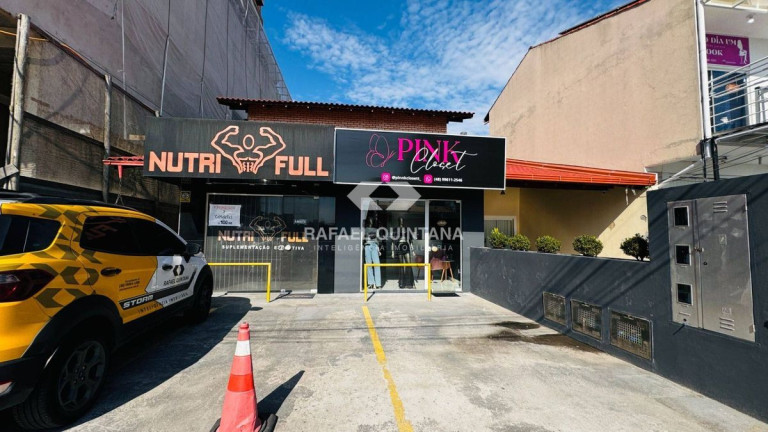 Casa com 3 Quartos à Venda, 266 m² em Centro - Biguaçu
