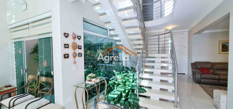 Imagem Casa com 4 Quartos à Venda, 300 m² em Jardim Paulista - Mogi Guaçu Imagem Casa com 4 Quartos à Venda, 300 m² em Jardim Paulista - Mogi Guaçu