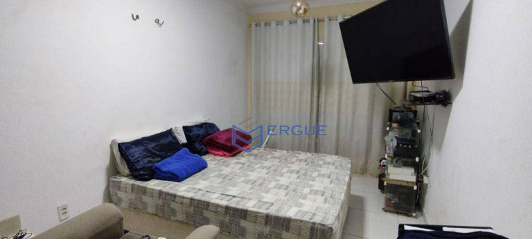 Imagem Casa com 4 Quartos à Venda, 375 m² em Maraponga - Fortaleza Imagem Casa com 4 Quartos à Venda, 375 m² em Maraponga - Fortaleza