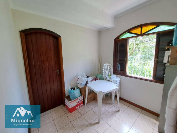 Imagem Casa com 3 Quartos à Venda, 300 m² em Tremembé - São Paulo