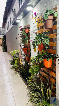 Imagem Imóvel com 2 Quartos à Venda, 54 m² em Maracanã - Praia Grande Imagem Imóvel com 2 Quartos à Venda, 54 m² em Maracanã - Praia Grande
