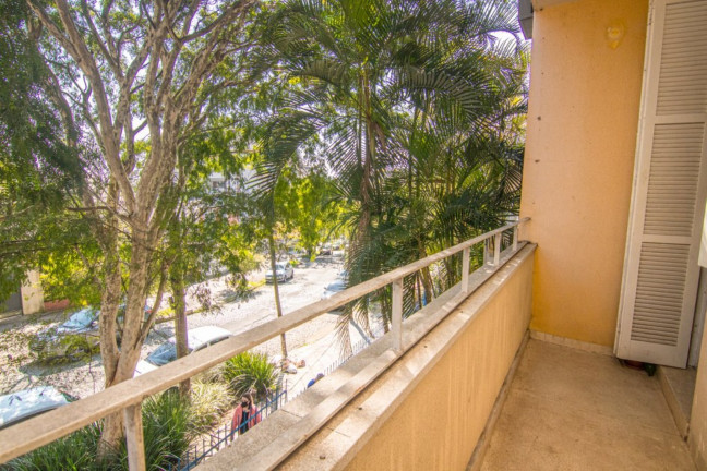 Imagem Imóvel com 3 Quartos à Venda, 111 m² em Petrópolis - Porto Alegre