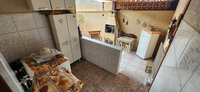 Imagem Sobrado com 4 Quartos à Venda, 175 m² em Nova Cerejeira - Atibaia