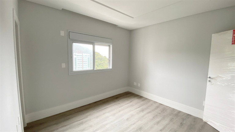Imagem Apartamento com 3 Quartos à Venda, 133 m² em Pioneiros - Balneário Camboriú
