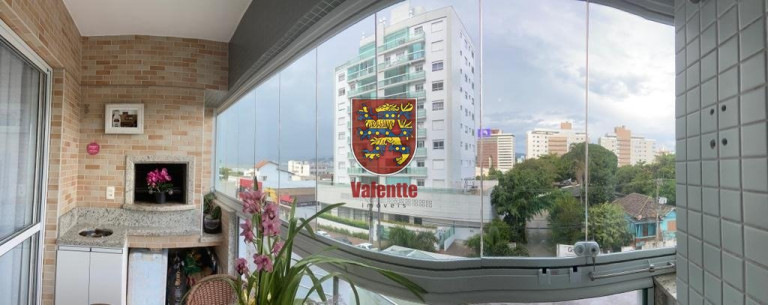 Apartamento com 3 Quartos à Venda, 127 m² em Estreito - Florianópolis